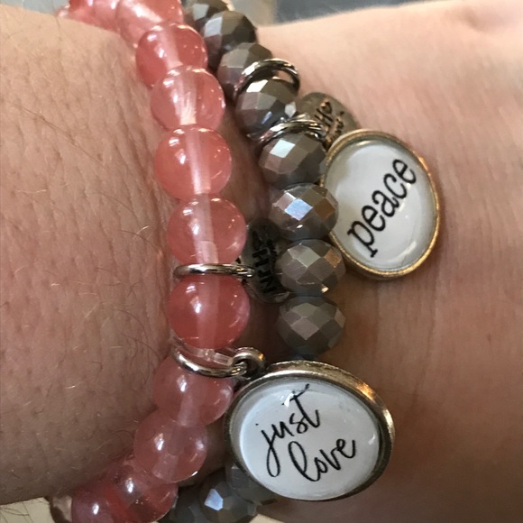 NLH Inspirational Cherry Quartz Stretch Charm Bracelet - Picture 5 of 11